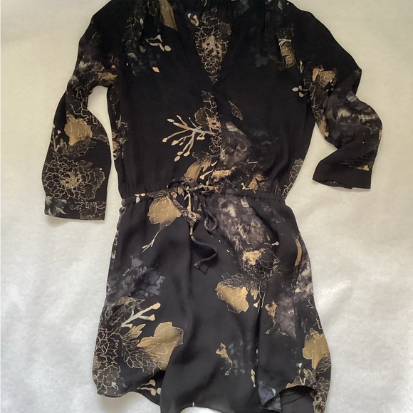 Aritzia Babaton Bennett Silk Dress, Size XXS - Picture 5 of 10